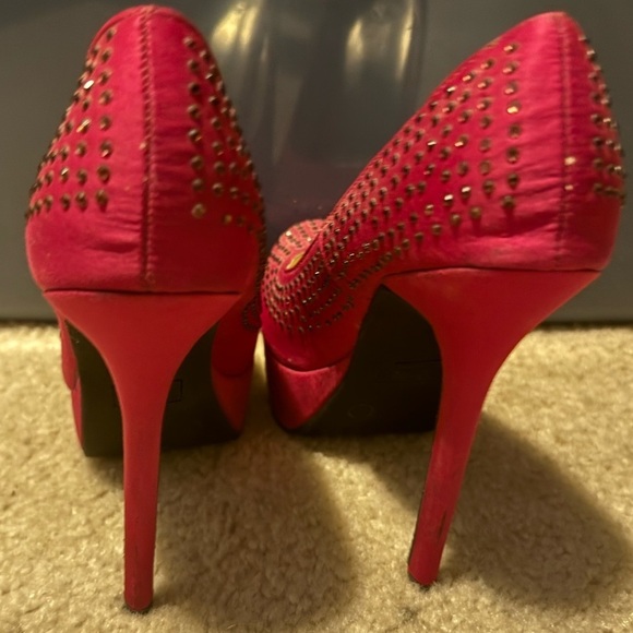 Steve Madden Glamorous Pink Platform Heels with Rhinestones - Picture 5 of 6